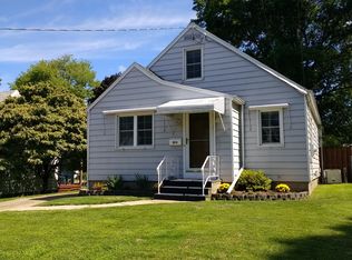 2913 Hampton Rd, Erie, PA 16508