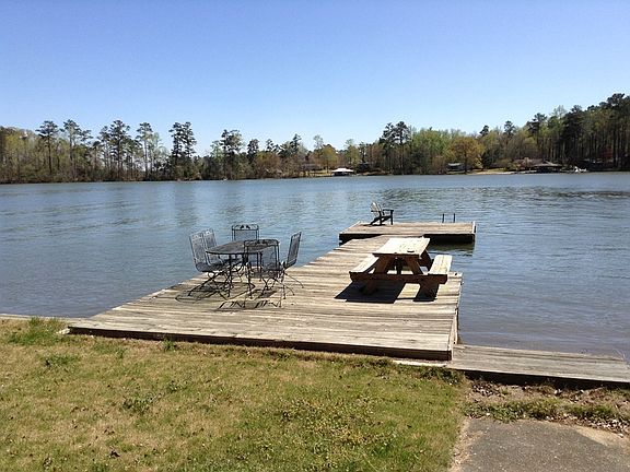 3rd image of 697 Lee Road 339