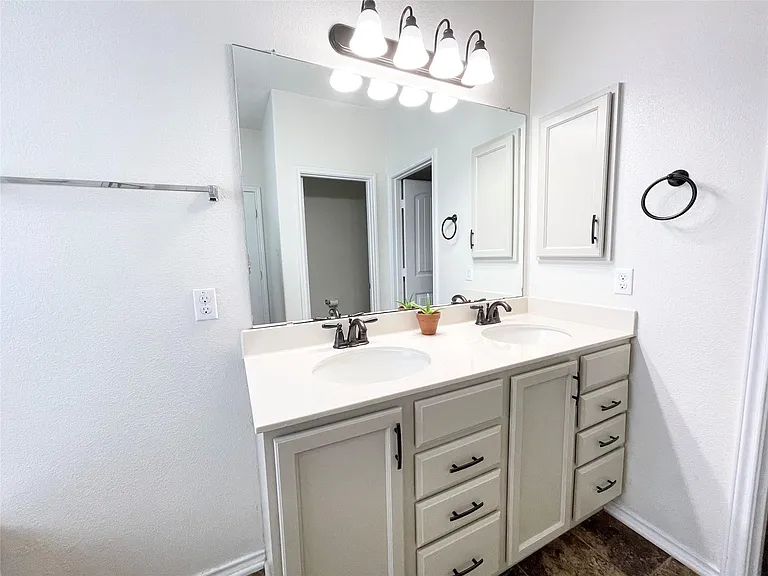 213 Connor Elkins Dr — Photo 10