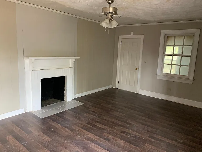 407 N Kornegay St — Photo 3