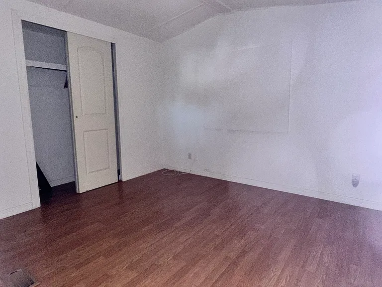 11886 Watergate Cir — Photo 7
