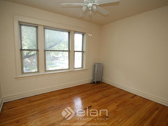 5th image of 1201 W Waveland Ave