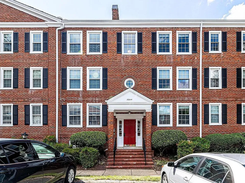 3044 S Buchanan St #C2