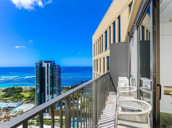 987 Queen St #4106, Honolulu, HI 96814