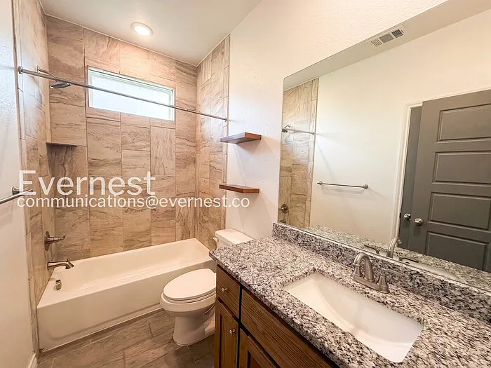 845 Freedom Cir — Photo 11