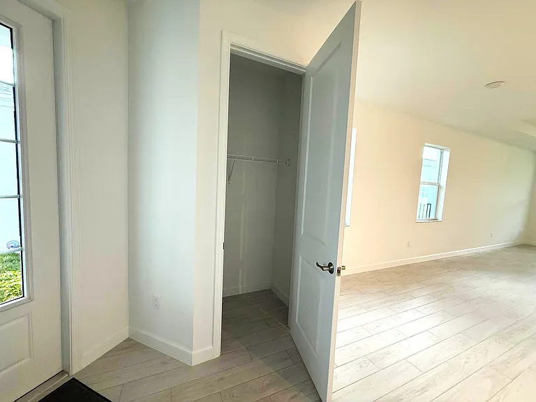 9563 SW Indra Way — Photo 11