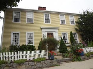 51 Mount Pleasant St, Rockport, MA 01966