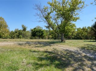 5580 Friendship Dr, New Concord, OH 43762