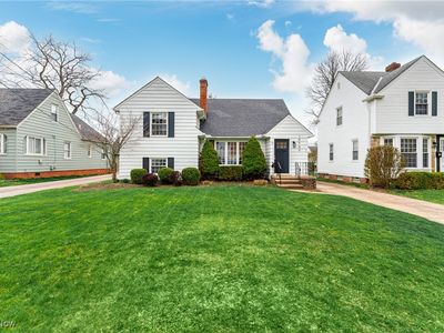 18988 Inglewood Ave, Rocky River, OH, 44116