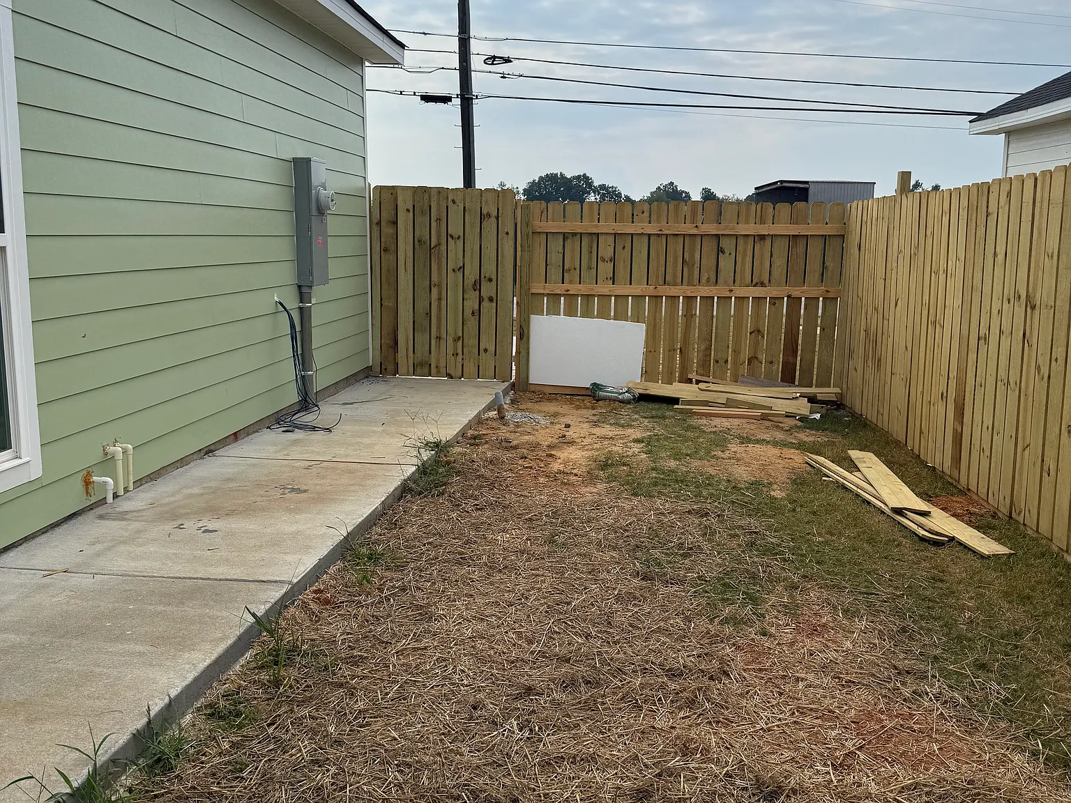 1753 Old Savannah Rd — Photo 2