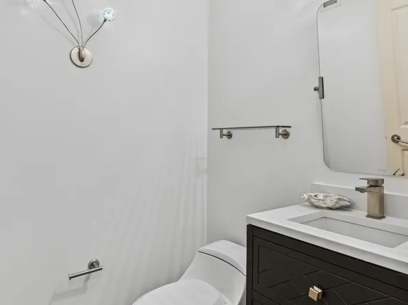 272 West 107th Street image 11 of 21