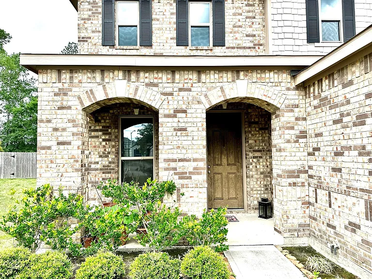 1172 Clonmore Ct — Photo 25