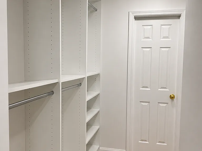 1611 N Windsor Dr #207 — Photo 9