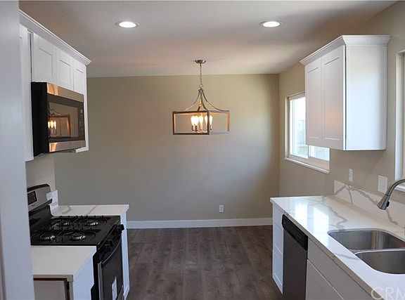 4th image of 617 W Agnes Ave