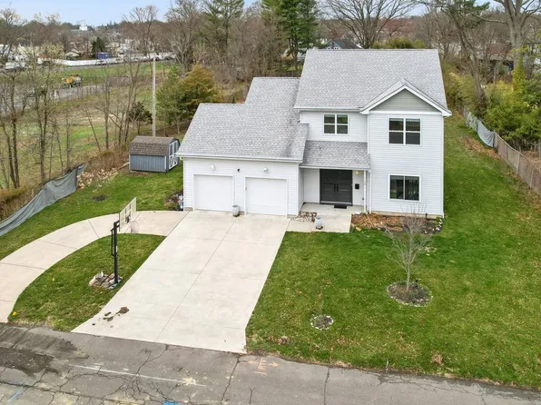 128 Maxwell Ave, Hightstown, NJ 08520