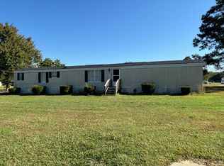 1435 Village Creek Dr, Kinston, NC 28504