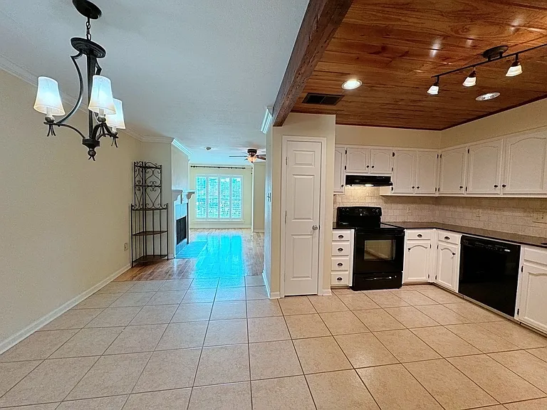 9925 Jefferson Hwy — Photo 7