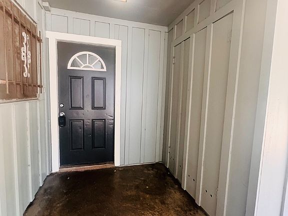 2nd image of 4221 3rd St