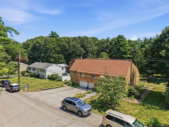 2nd image of 47 Collins Rd