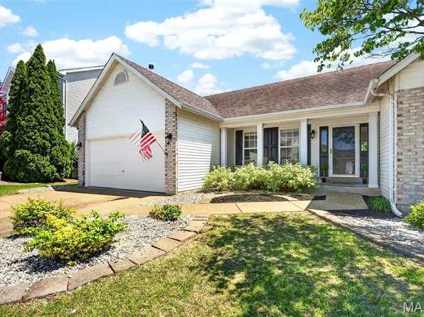 6964 Brassel Dr, O'Fallon, MO 63368