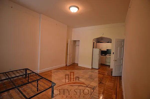 Rented by City Stop Realty | media 22