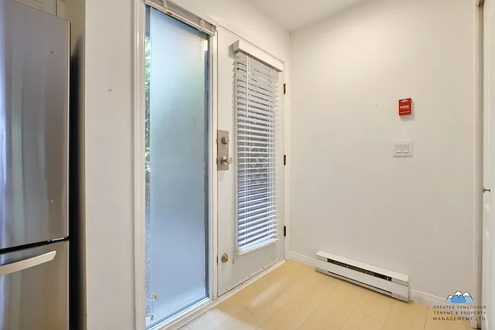 2621 Quebec St — Photo 16