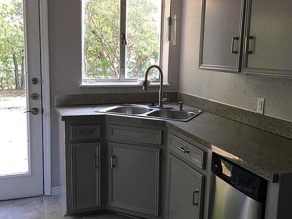 5th image of 10270 San Lorenzo Dr
