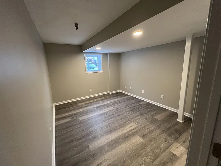 300 Stewart Ln #31 — Photo 10