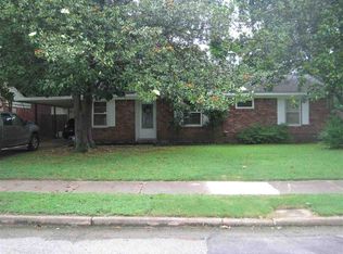 1776 Maxine St, Memphis, TN 38111