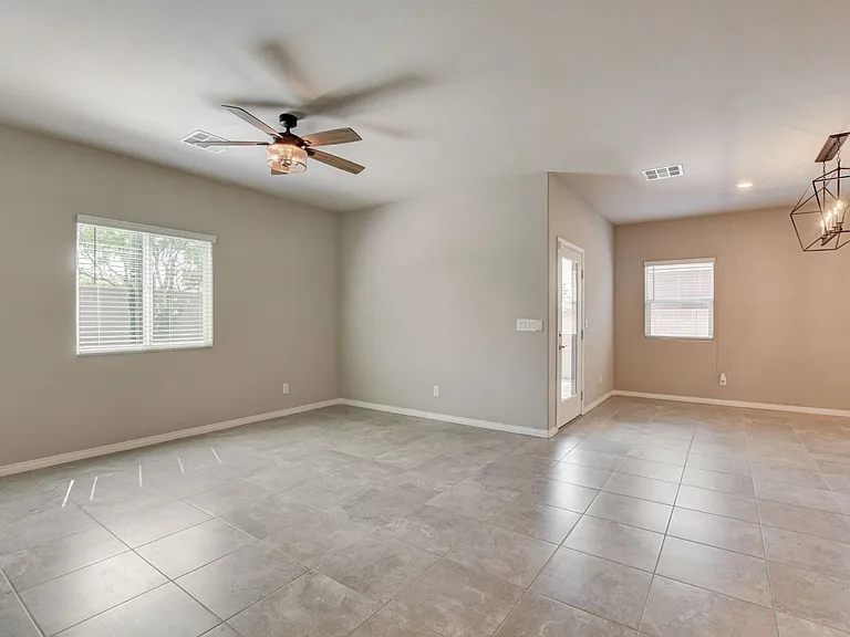 7858 Romulan St — Photo 34