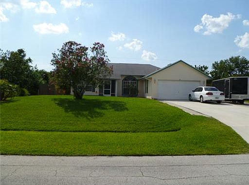 Home For Sale In Port saint lucie