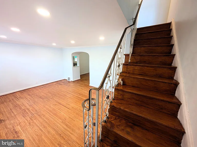 1834 S 28th St — Photo 11