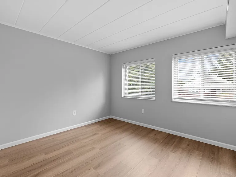 1005 Woodrow Ave #3F — Photo 14