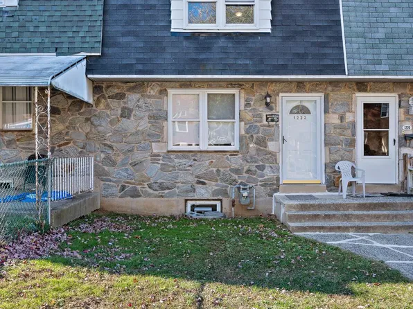 1222 Harshaw Rd, Brookhaven, PA 19015
