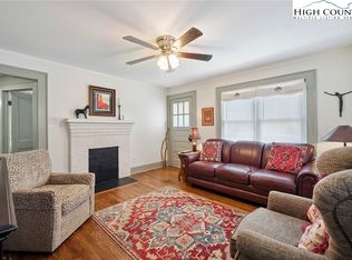 576 Washington Ave NW, Valdese, NC 28690