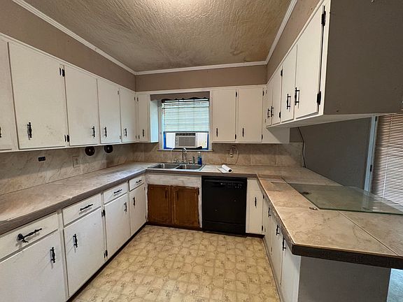 2nd image of 22 Androchowski Dr