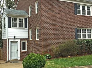 8824 Cameo Sq, Springfield, VA 22152