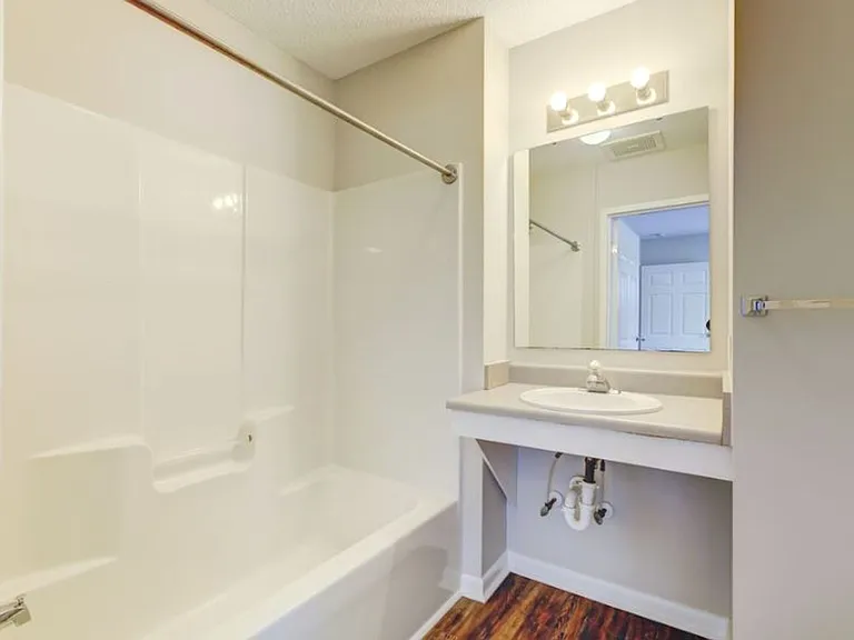 74 Fantasy Ln #G — Photo 12
