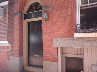 29 Cleveland Pl, Boston, MA 02113