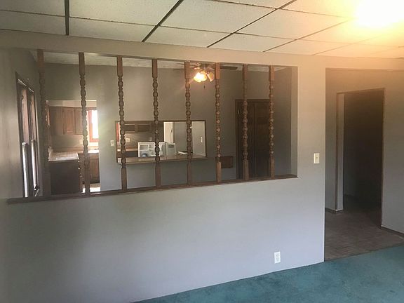 1st floor living room