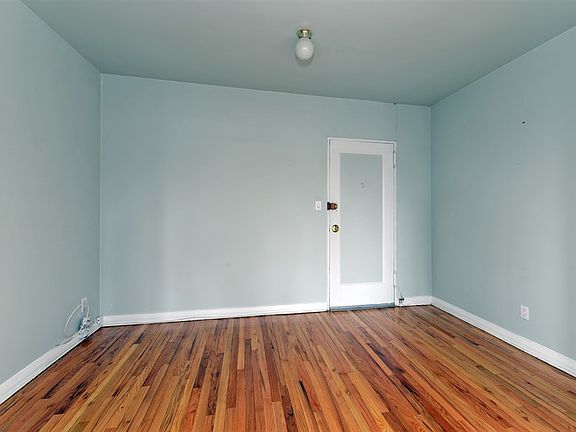 2nd image of 290 Collins Ave APT 9G