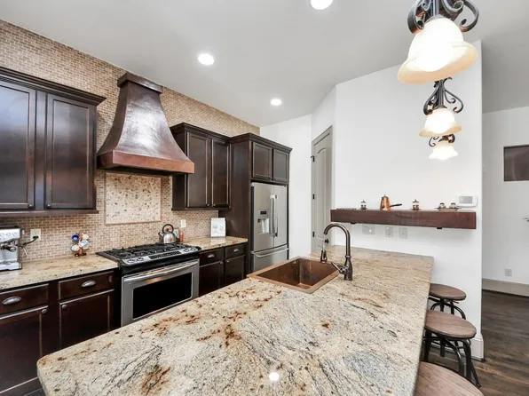 1141 W 23rd St #A, Houston, TX 77008