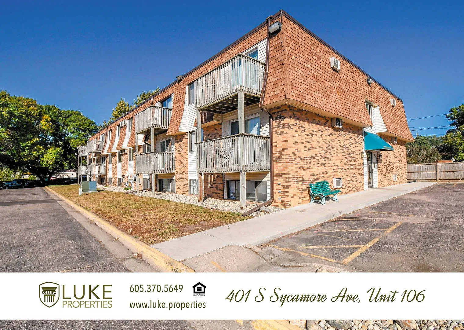 401 S Sycamore Ave — Photo 1