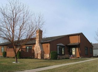 4568 Belmont Rd, Grand Forks, ND 58201