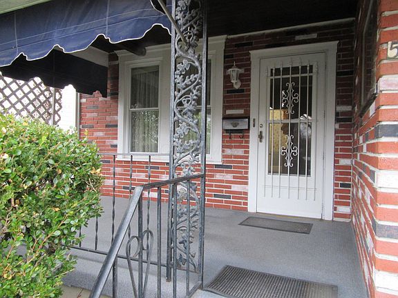 3rd image of 541 E 6th Ave