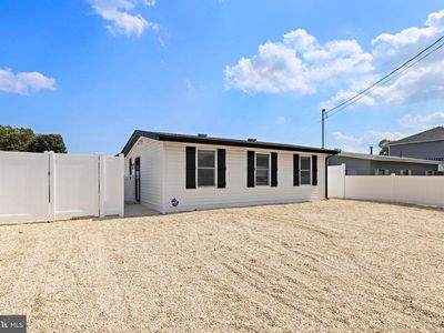 11 Charles Blvd, Manahawkin, NJ, 08050