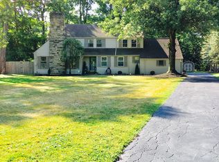 9206 Fitzwater Rd, Brecksville, OH 44141