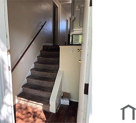 3rd image of 15730 Woodlawn West Ave APT 2