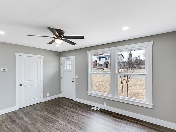 5th image of 2165 W Richmond Hill Dr
