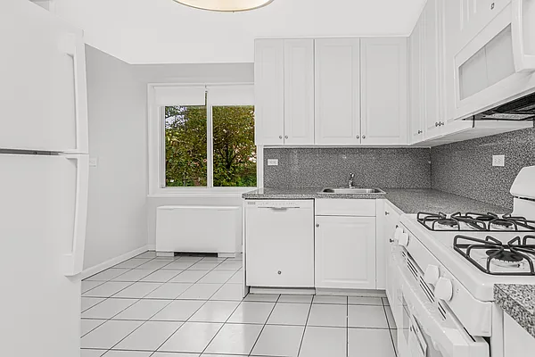 Sold by Brown Harris Stevens | media 3